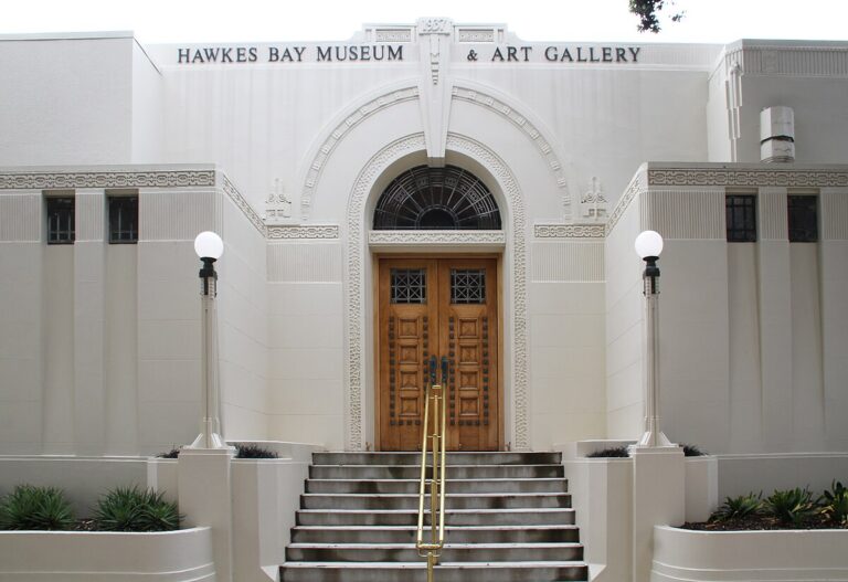 Hawkes_Bay_Museum_and_Art_Gallery_(30970520053)